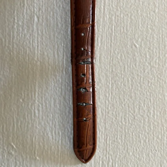 Urban Outfitters World Map Watch ***NEEDS NEW BATTERY*** - Picture 3 of 4